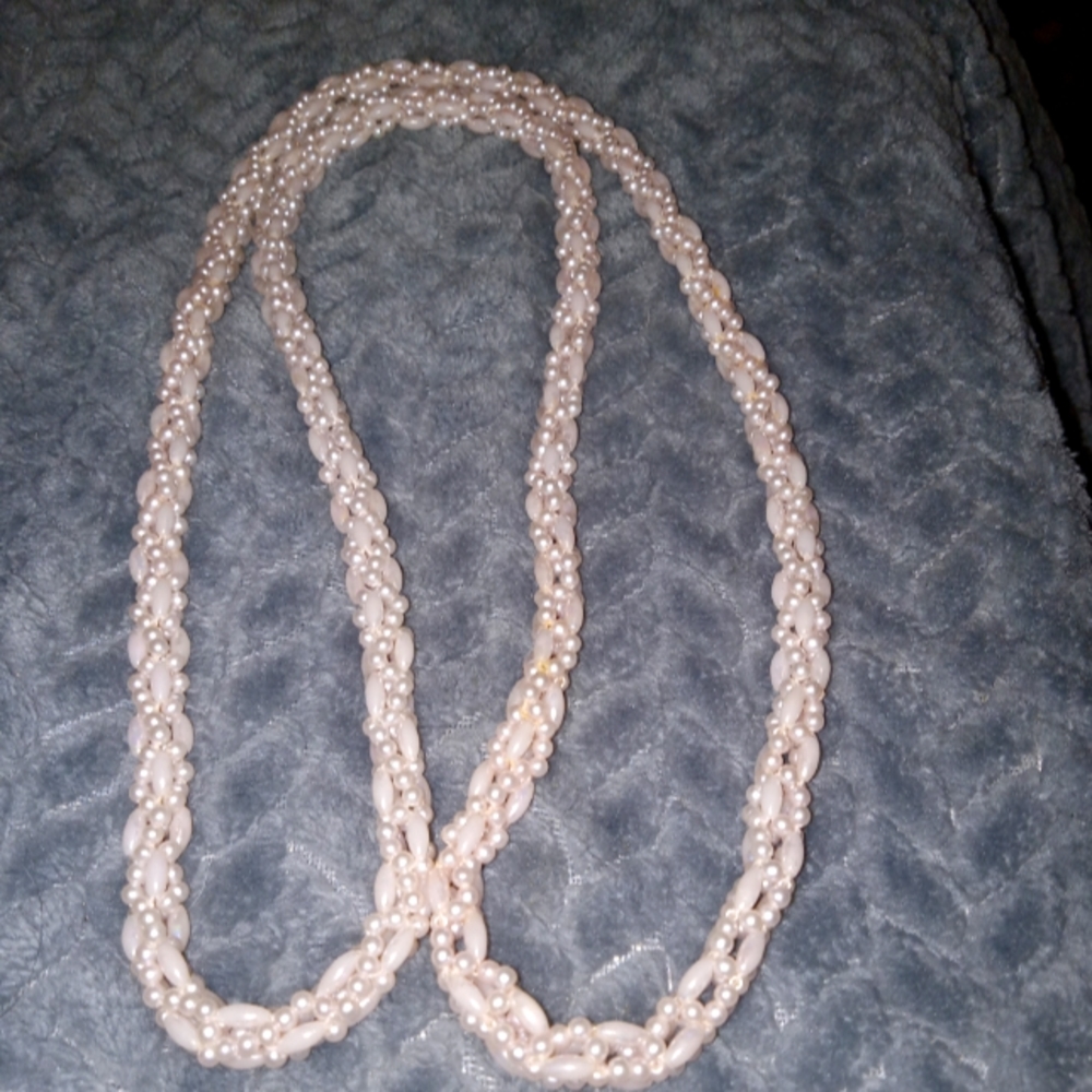 Braided faux pink pearl necklace